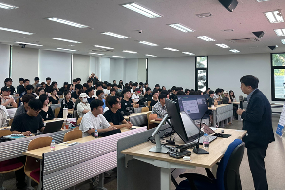 부산외국어대학교 - 전공자율선택제·모듈형 융합교육이 만든 부산외대 교육혁신